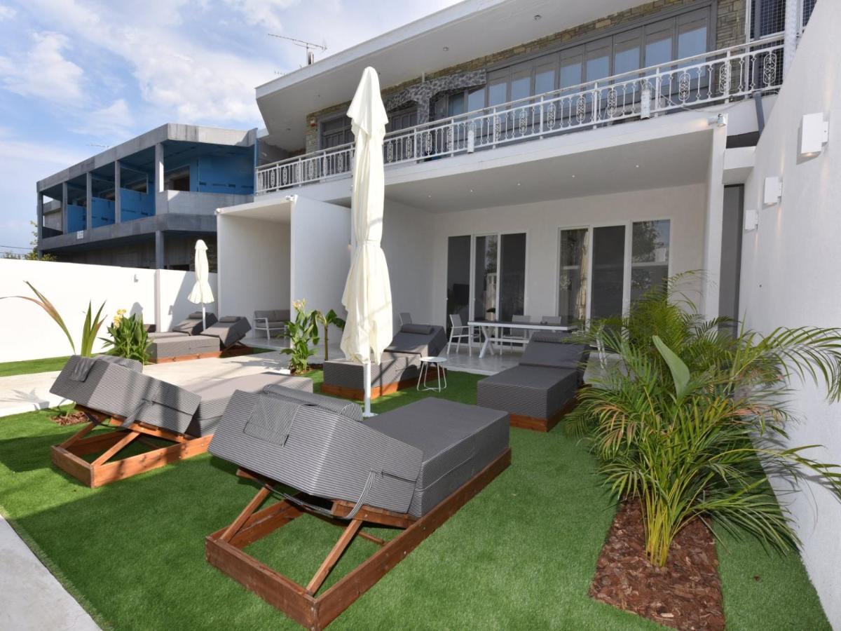 4 Elements Seaside Luxury Suites By Rentalspro Services Nea Moudania Halkidiki Luaran gambar
