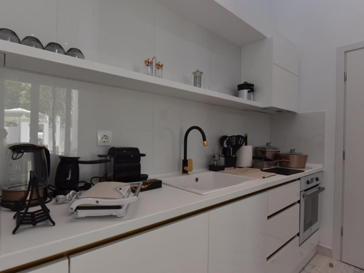 4 Elements Seaside Luxury Suites By Rentalspro Services Nea Moudania Halkidiki Luaran gambar